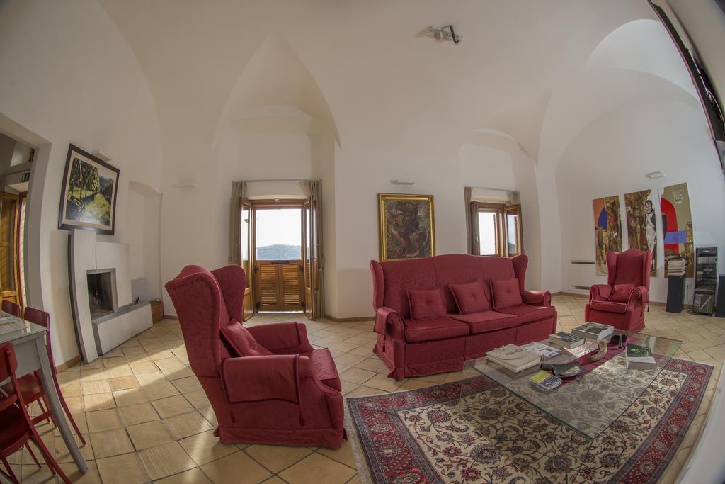 Alloggio per agriturismo Palazzo Tronconi *
